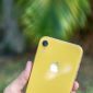 iPhone XR huyền thoại cực mới, bán giá rẻ như cho đầu xuân, dùng vẫn ngon lành như iPhone 11