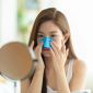 Vì sao vùng chữ T trên mặt lại tiết ra nhiều dầu hơn những vùng còn lại?