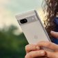 Google Pixel 8a rò rỉ với thiết kế quen thuộc, màn hình xịn như Galaxy S24, giá khoảng 13 triệu đồng