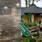 Lốc xoáy xuất phát từ cơn bão Milton san phẳng toàn bộ nhà cửa tại bang Florida