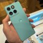 Vua hiệu năng tầm trung ra mắt, màn hình mượt hơn iPhone 16, camera xịn ngang Galaxy S25