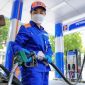 Giá xăng dầu hôm nay 5/4: Giảm kỷ lục, xuống mức thấp nhất trong 4 năm qua