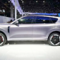 Vén màn SUV điện vừa ra mắt: Thiết kế bóng bẩy, nội thất sang như chuyên cơ, công nghệ tự hành