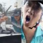 Lời khai của người đàn ông đi xe máy đột nhiên đập phá, hăm dọa xe ô tô đi sau khiến CĐM 'sôi máu'