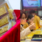 Giá vàng chốt phiên hôm nay 13/5: Sáng tăng nóng, chiều tăng ‘khủng’, người có vàng cười tươi như hoa