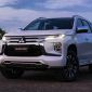 Giá lăn bánh Mitsubishi Pajero Sport siêu rẻ cuối tháng 5/2025, ‘chơi tất tay’ với Ford Everest