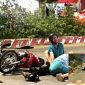 Vụ tai nạn ở Bình Dương: Cha mẹ đau đớn ôm thi thể con giữa đêm, hé lộ ảnh hiện trường tang thương