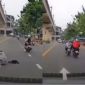 Phẫn nộ clip nam thanh niên truy đuổi, đạp ngã người đi xe máy ở Thủ Đức, đối tượng đạp xe là ai?