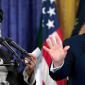 Ông Trump đe dọa tiếp tục không kích nếu Iran dám làm việc này, chỉ trích lãnh tụ tối cao Ali Khamenei
