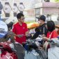 Người dân Hà Nội, TP.HCM, Hưng Yên nô nức đổi xe máy xăng lấy xe máy điện