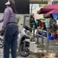 Hiện trường cô gái bị đuổi ở bến xe Mỹ Đình: Hàng quán lấn chiếm vỉa hè, phẫn nộ cảnh lộn xộn tái diễn