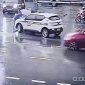 Truy xét tài xế ô tô gây tai nạn liên hoàn rồi bỏ chạy: Tài xế cố chạy dù có người nằm trên cano