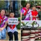 Mẹ cùng 2 con trai đi bộ vượt 500km từ Điện Biên xuống Hà Nội để xem diễu binh, cách giáo dục con đầy văn minh