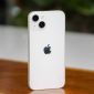 Trở thành vua iPhone giá rẻ mới, iPhone 13 có còn đáng để sở hữu trong tháng 9 trước iPhone 17