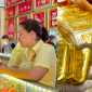 Giá vàng SJC tiếp tục phi mã: Người dân vẫn chen nhau mua bởi tâm lý vàng sẽ còn tăng mạnh hơn