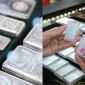 Kim loại quý thi nhau lập đỉnh: Giá vàng vừa thiết lập kỷ lục chưa từng có, giá bạc cũng tăng mạnh theo