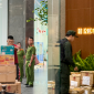 Hiện trường Công an Hà Nội thu hàng chục thùng carton tại trụ sở công ty Shark Bình: Bí ẩn dự án tiền số AntEx