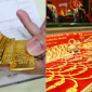 Sau chuỗi ngày lập đỉnh, giá vàng tụt sốc sáng nay 30/10: Vàng SJC lập tức bốc hơi hàng triệu đồng, nguyên nhân là gì?