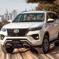 Cập nhật giá lăn bánh Toyota Fortuner cuối tháng 11/2025 cực kỳ cạnh tranh, thách thức Ford Everest