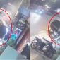 Camera hiện trường vụ ô tô tông vào 3 người, tài xế xuống xe đánh nhau, hé lộ nguồn cơn sự việc