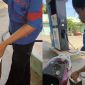 Rút lại xăng của khách vì từ chối nhận chuyển khoản: Cây xăng Lâm Đồng lên tiếng, xử lý nhân viên theo hướng không ngờ