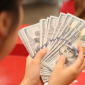 Tỷ giá USD hôm nay 24/12: Thị trường tự do giảm 50 đồng/USD