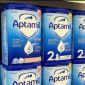 Độc tố ở sữa Aptamil ở Anh nguy hiểm mức nào mà được khuyến cáo ‘tuyệt đối không cho trẻ dùng tiếp’