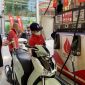 Giá xăng dầu sáng nay 15/4: RON 92 và RON 95 'rớt thảm'? Bảng giá đầy bình xe máy Honda tại Việt Nam