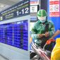 Giá xăng dầu hôm nay 17/4 ‘rẻ như rau’, giá vé máy bay 30/4 – 1/5 khiến nhiều người ‘toát mồ hôi’