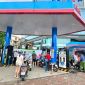 Giá xăng dầu chiều 19/4: Neo cao, lộ loạt doanh nghiệp dự trữ xăng dầu dưới ngưỡng bị 'tuýt còi'