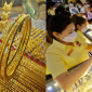 Giá vàng hôm nay 23/4: Bảng giá vàng miếng SJC vàng nhẫn 9999 lại 'lùi sâu', giá rời xa mốc đỉnh