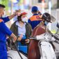Giá xăng dầu sáng nay 24/4: RON92 và RON95 'rẻ chấn động', bảng giá đầy bình xe máy Piaggio và Vespa