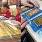 Giá vàng hôm nay (trưa 25/4): Vàng SJC, nhẫn 9999 phục hồi sau chuỗi giảm, dân ôm vàng nên mua thêm hay chốt lời?