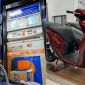 Giá xăng dầu Petrolimex chiều nay 16/4: RON 92 và RON 95 ‘rẻ như cho’, bảng giá ‘đầy bình’ các mẫu xe ga 150cc, 160cc
