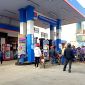 Giá xăng dầu chiều nay 4/5: Dầu diesel, xăng RON 92 và RON 95 đồng loạt ở mức rất rẻ, giá lăn bánh Honda CR-V giảm mạnh
