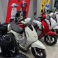 Giá xăng dầu chiều nay 4/5: RON92 và RON95 giảm 'không tưởng' từ đỉnh, VinFast Evo giá 'mềm như bún'