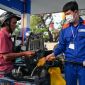 Giá xăng dầu hôm nay 5/5: Xăng RON95, dầu diesel giữ vùng thấp, Petrolimex báo lỗ hơn 660 tỷ đồng, tồn kho tăng vọt