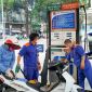 Giá xăng dầu hôm nay 7/5: RON92 và RON95 lao dốc từ đỉnh, sắp chạm đáy, Honda Wave Alpha rẻ như rau