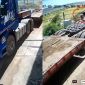 Danh tính tài xế xe đầu kéo vượt đường sắt, tông gãy cần chắn, nhận hình phạt nặng 