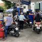 Bảng giá xăng dầu hôm nay 10/5: Dầu diesel ‘thủng đáy’, xăng RON 95 ‘rẻ như cho’, giá lăn bánh Mazda CX-5 giảm cực mạnh