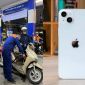Giá xăng dầu chiều nay 12/5: Giá xăng RON95, E5 RON92, dầu diesel đều rẻ, giá iPhone 14 Plus có đắt?