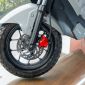 Giá xăng dầu tối nay 14/5: RON92 và RON95 giảm mất phanh, Honda ra mắt xe máy mới không cần đổ xăng