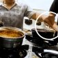 Góc khuất quán Cơm thố Bách khoa: Giá đắt đỏ, chế biến bẩn vẫn vô tư tăng giá?