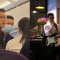 Bất ngờ thân thế bác sĩ điển trai cứu người trên chuyến bay đang khiến hội chị em ‘mất ngủ’ 
