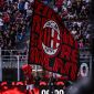 AC Milan sụp đổ trước Cagliari: CĐV San Siro nổi giận, Ibrahimovic phải được hộ tống rời sân
