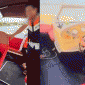 Diễn biến nóng vụ clip cha để con trai khoảng 4 tuổi điều khiển canô chạy trên sông Tiền