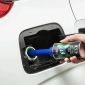 Phụ gia xăng E10 đang rao bán tràn lan: Liệu có 'cứu' được ô tô tránh hỏng động cơ?