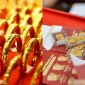 Giá vàng hôm nay (trưa 26/5): Vàng SJC, nhẫn 9999 lượn sóng, vàng thế giới chịu áp lực, nhiều người tranh thủ bán ra