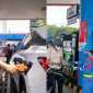 Giá xăng dầu hôm nay 29/5: Xăng E10 giảm mạnh, rẻ hơn RON95, bảng giá Petrolimex, PVOIL, Mipec