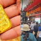 Giá vàng hôm nay 11/6: Vàng miếng vàng nhẫn giảm 'kịch kim', người dân tranh thủ đổ xô đi 'bắt đáy'